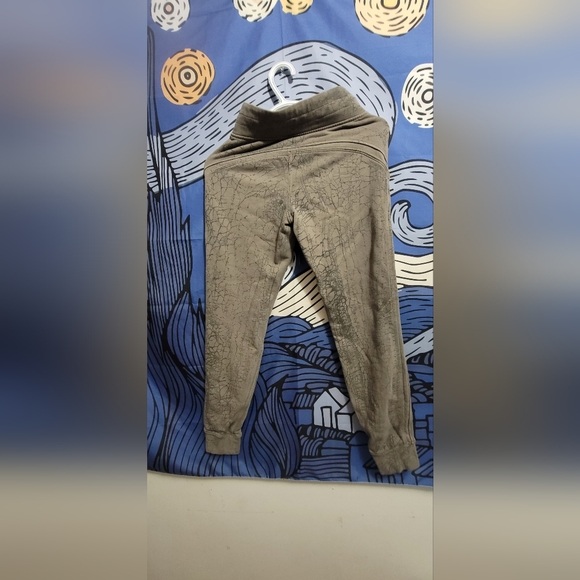 Joggers - Picture 2 of 3